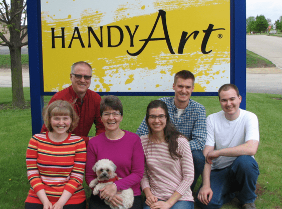 Schold Customer Handy Art